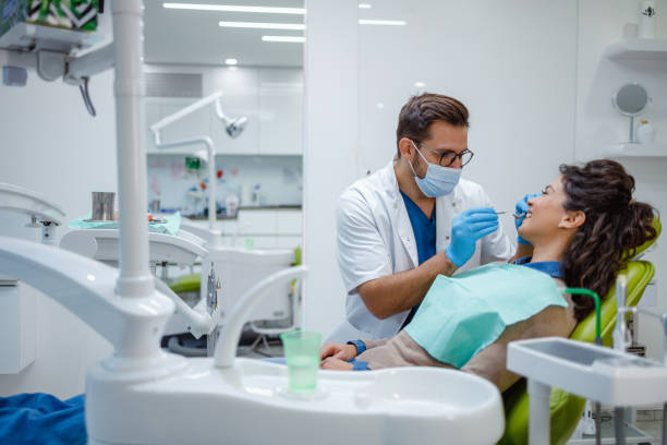 Best Tooth Extraction  in Circle D Kc Estates, TX